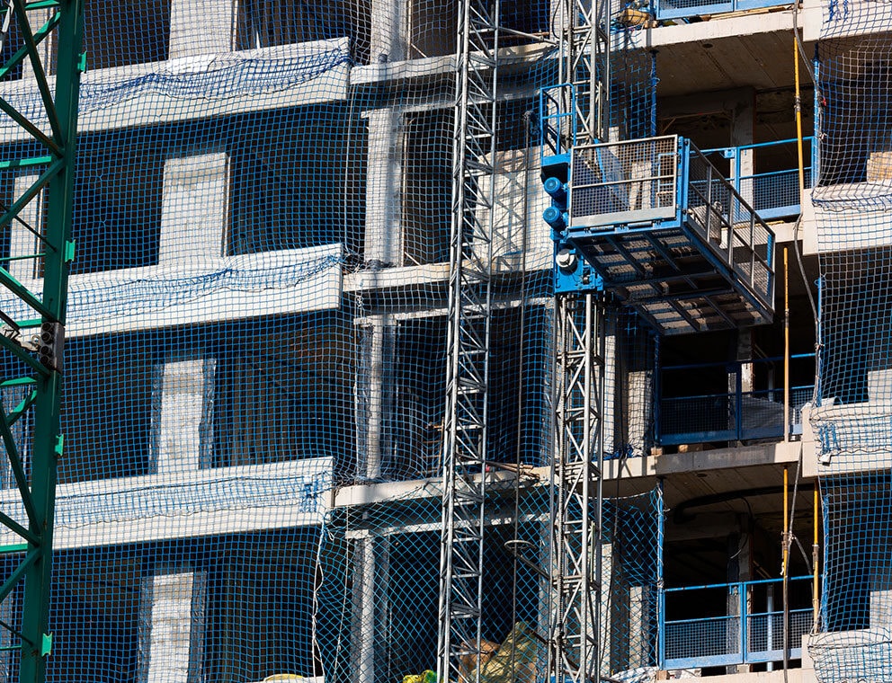 työmaahissi raskaaseen nostoon